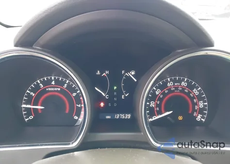 2010 Toyota Highlander Base V6 из США, поврежденный, VIN 5TDBK3EH4AS034170